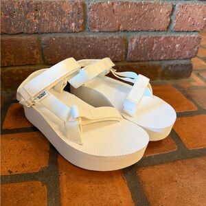 Teva Women's Cream Platform Sandals